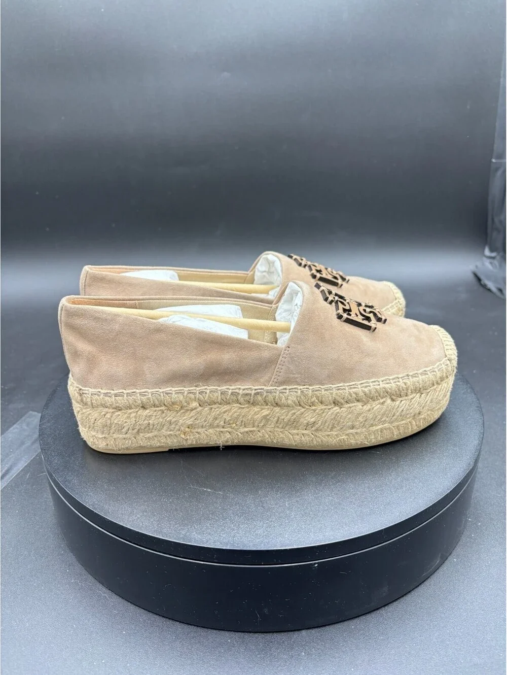 Tory Burch these tory